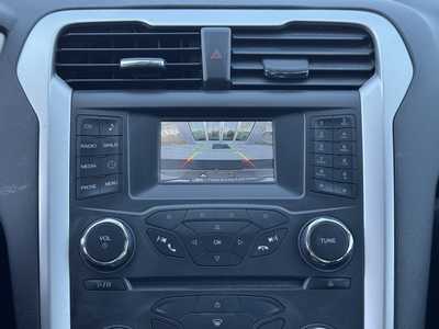 2015 Ford Fusion, $11100. Photo 4