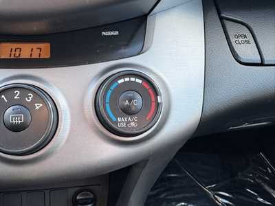 2007 Toyota RAV4, $9490. Photo 11