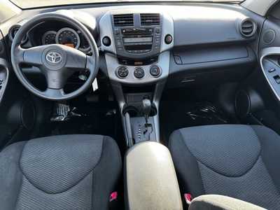 2007 Toyota RAV4, $9490. Photo 8