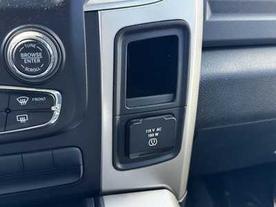2014 RAM 1500 Crew Cab, $14990. Photo 12