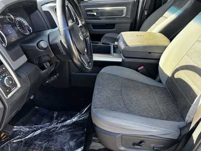 2014 RAM 1500 Crew Cab, $14990. Photo 5