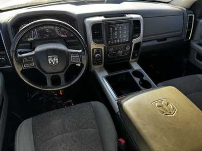 2014 RAM 1500 Crew Cab, $14990. Photo 8