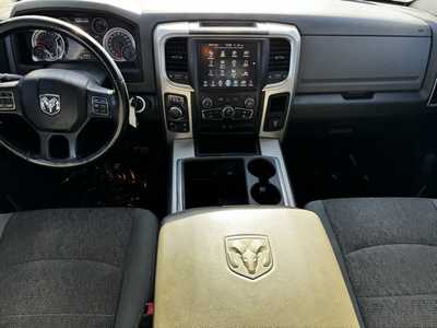 2014 RAM 1500 Crew Cab, $14990. Photo 9