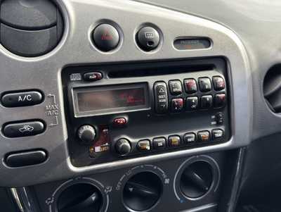 2005 Pontiac Vibe, $3991. Photo 3