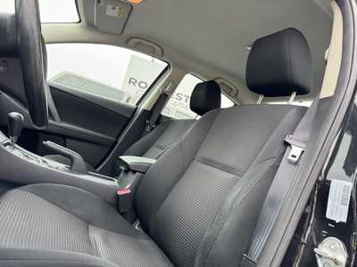 2013 Mazda Mazda3, $4690. Photo 7