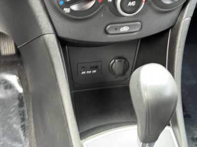 2013 Hyundai Accent, $7990. Photo 11