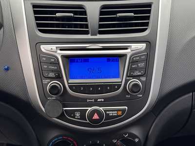 2013 Hyundai Accent, $7990. Photo 3