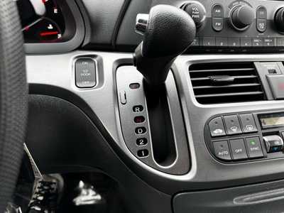 2005 Honda Odyssey, $4590. Photo 11