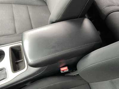 2017 Jeep Grand Cherokee, $13990. Photo 10