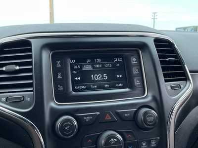 2017 Jeep Grand Cherokee, $13990. Photo 3