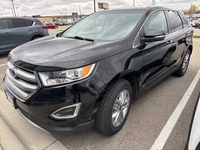 2017 Ford Edge, $10999. Photo 2