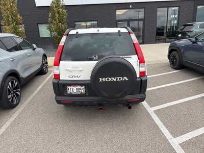 2006 Honda CR-V, $5000. Photo 3