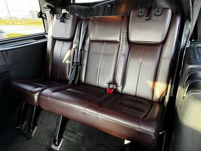 2016 Ford Expedition, $13990. Photo 9