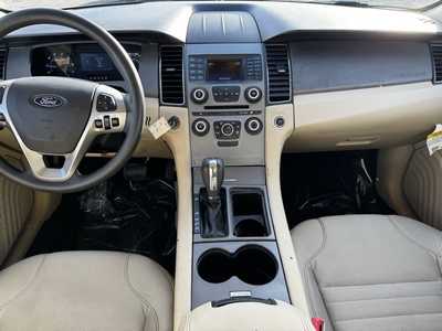 2018 Ford Taurus, $12490. Photo 2