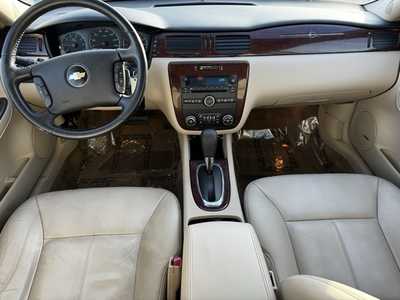 2009 Chevrolet Impala, $3990. Photo 7