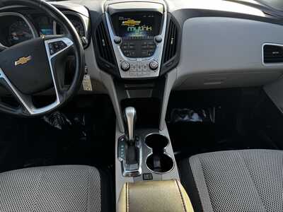 2015 Chevrolet Equinox, $8000. Photo 2