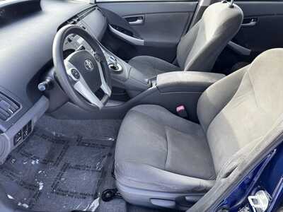 2011 Toyota Prius, $8000. Photo 4