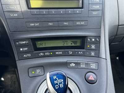 2011 Toyota Prius, $8000. Photo 9