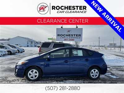 2011 Toyota Prius, $8000. Photo 1