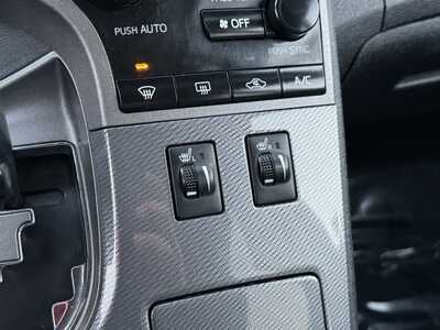 2013 Toyota Venza, $8490. Photo 11
