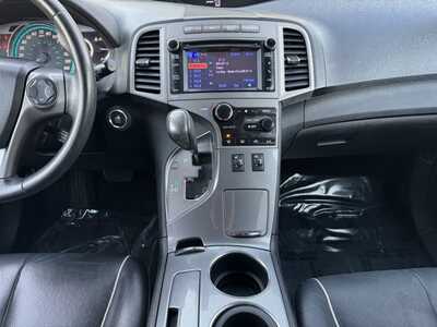 2013 Toyota Venza, $8490. Photo 2