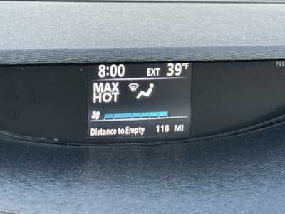 2013 Toyota Venza, $8490. Photo 9