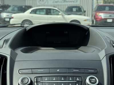 2019 Ford Escape, $10590. Photo 3