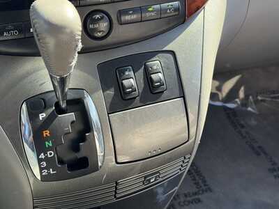 2005 Toyota Sienna, $4990. Photo 6