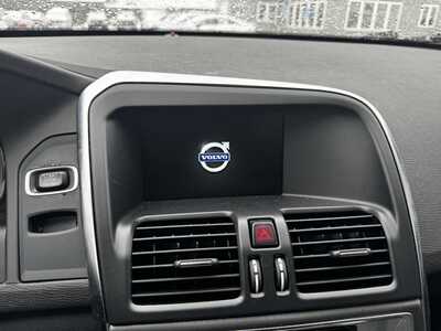 2016 Volvo XC60, $11999. Photo 3