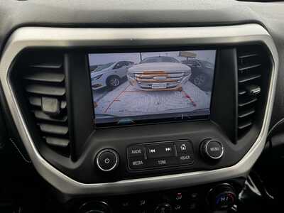 2017 GMC Acadia, $12490. Photo 4