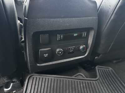 2017 Ford Expedition EL, $17590. Photo 9