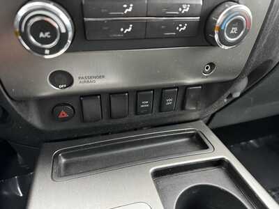 2011 Nissan Titan, $11991. Photo 10