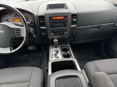 2011 Nissan Titan, $11991. Photo 2