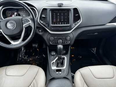 2015 Jeep Cherokee, $7990. Photo 2