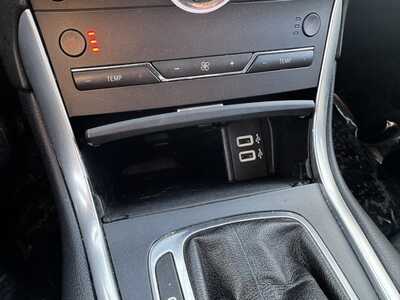 2018 Ford Edge, $12490. Photo 11