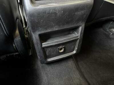 2018 Ford Edge, $12490. Photo 6