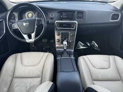 2013 Volvo S60, $8990. Photo 10