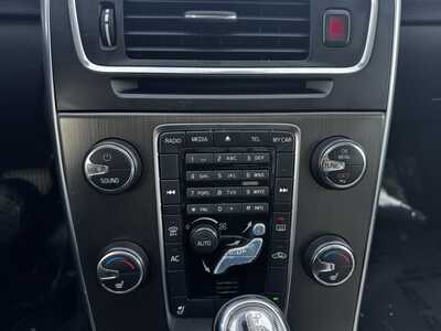 2013 Volvo S60, $8990. Photo 11