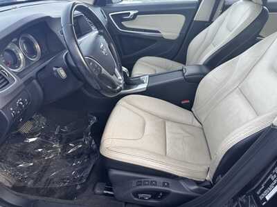 2013 Volvo S60, $8990. Photo 5