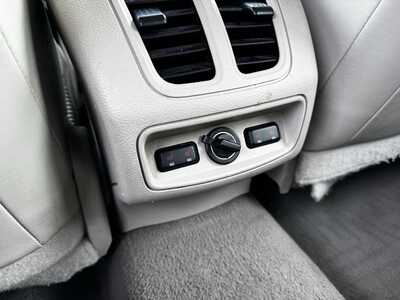 2010 Ford Taurus, $5500. Photo 6