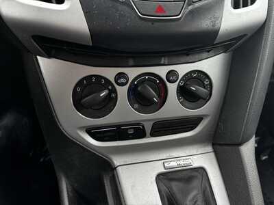 2013 Ford Focus, $4999. Photo 10