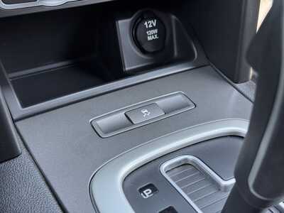 2009 Pontiac G8, $6690. Photo 5