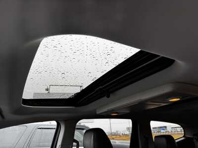 2010 Chevrolet Traverse, $5991. Photo 6