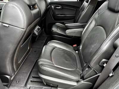 2010 Chevrolet Traverse, $5991. Photo 7