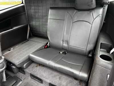 2010 Chevrolet Traverse, $5991. Photo 9