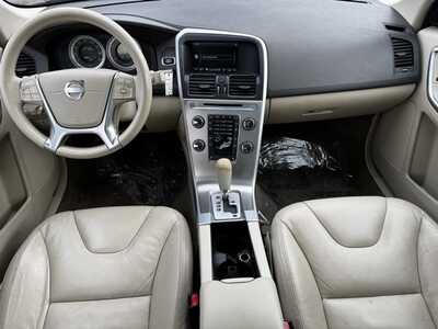 2011 Volvo XC60, $4990. Photo 10