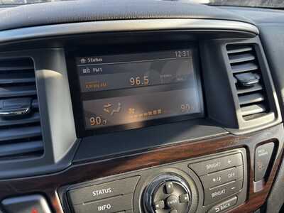 2014 Nissan Pathfinder, $5290. Photo 3