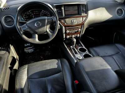 2014 Nissan Pathfinder, $5290. Photo 9
