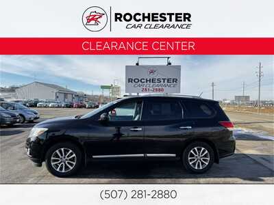 2014 Nissan Pathfinder, $5290. Photo 1