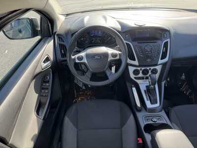 2014 Ford Focus, $5990. Photo 4